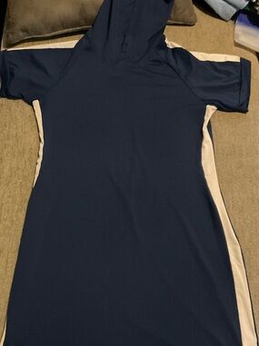 bcg Navy Hooded Short-Sleeve Top with White Side Panels